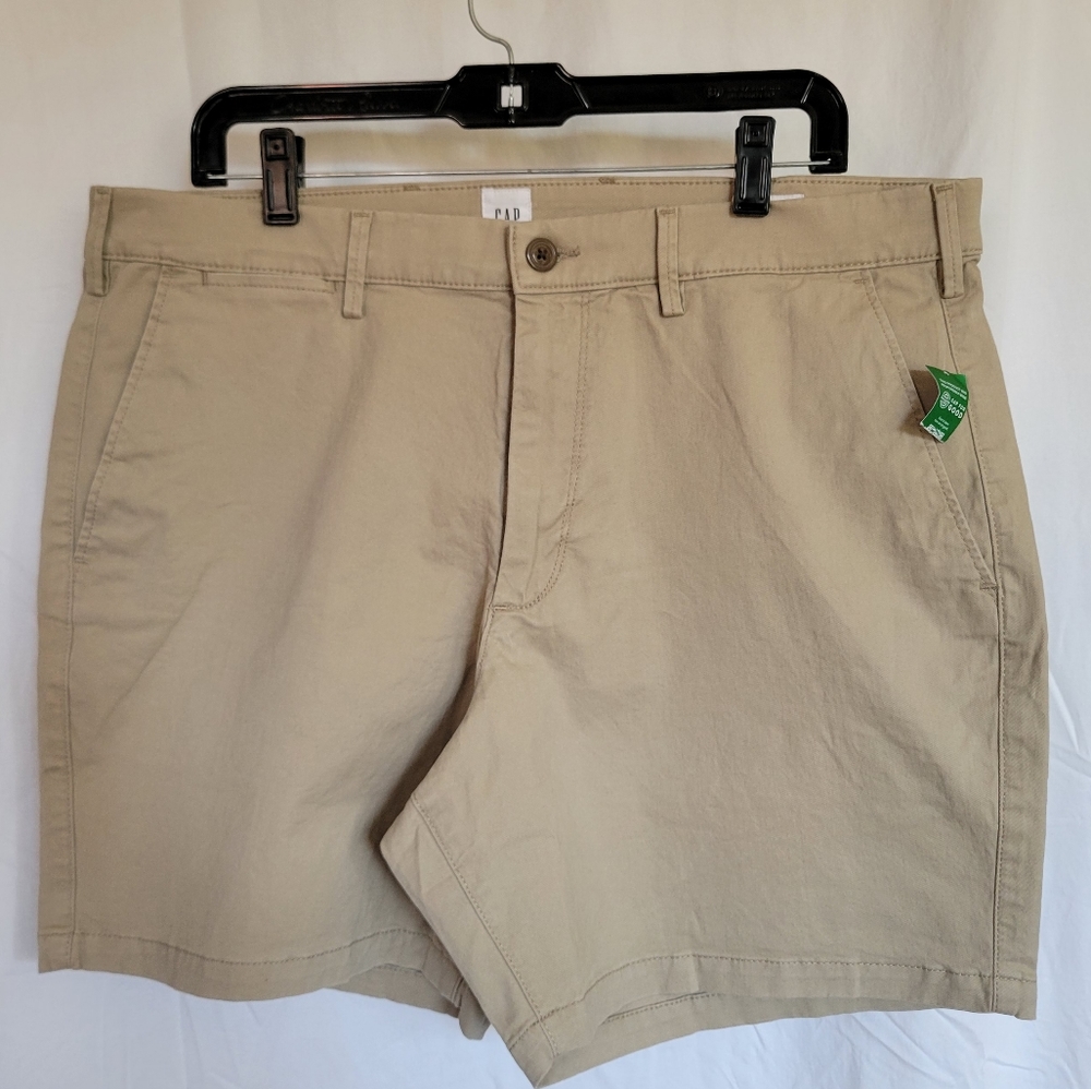 NWT Gap mens khaki shorts sz 36